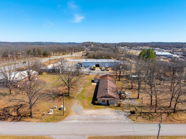 105 Chamblee Drive, Batesville, AR 72501