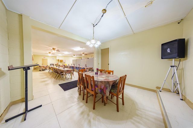 105 Chamblee Drive, Batesville, AR 72501