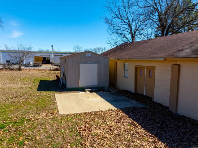 105 Chamblee Drive, Batesville, AR 72501