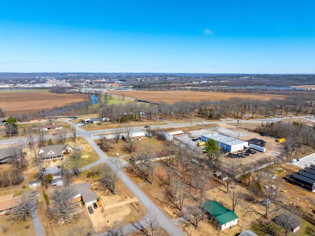 105 Chamblee Drive, Batesville, AR 72501