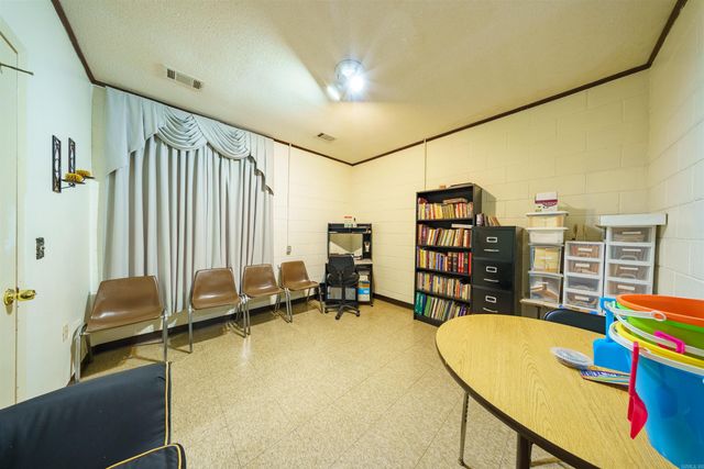 105 Chamblee Drive, Batesville, AR 72501