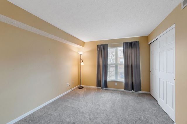 7455 Ridge Edge Court, H, Florence, KY 41042