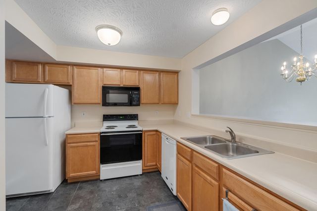 7455 Ridge Edge Court, H, Florence, KY 41042