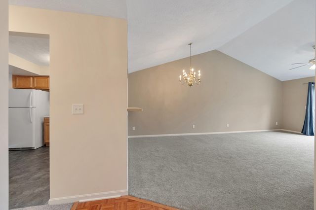 7455 Ridge Edge Court, H, Florence, KY 41042