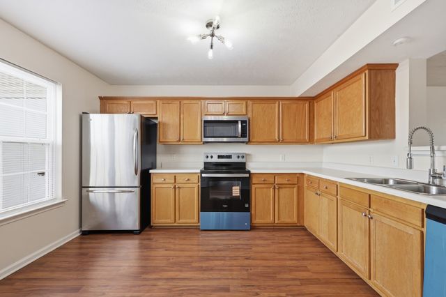 155 Wolverine Ct, Smyrna, TN 37167