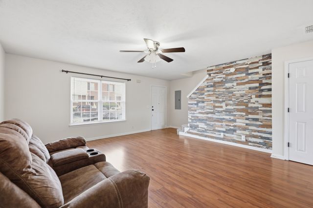 155 Wolverine Ct, Smyrna, TN 37167