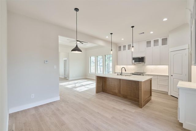 43 Silver Lakes Drive, Huntsville, TX 77340