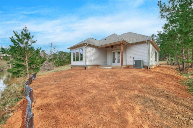 43 Silver Lakes Drive, Huntsville, TX 77340