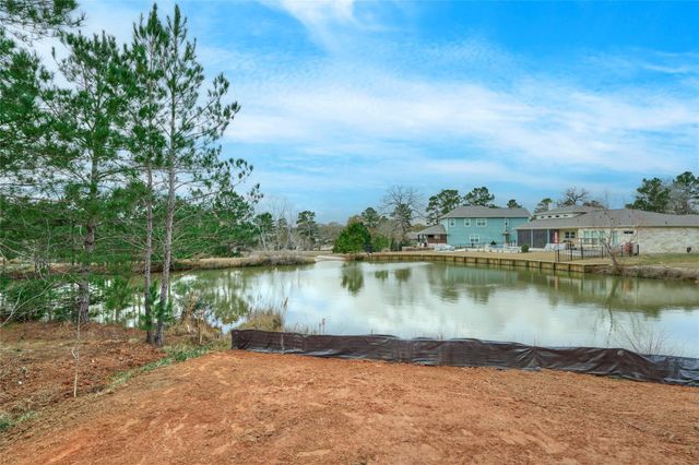 43 Silver Lakes Drive, Huntsville, TX 77340