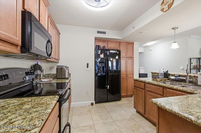 101 25TH Avenue S J15, Jacksonville Beach, FL 32250