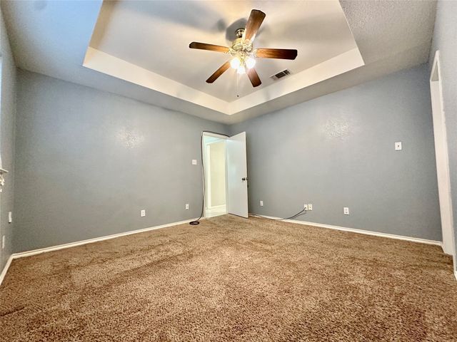 205 N Meadowview Drive, Waxahachie, TX 75165