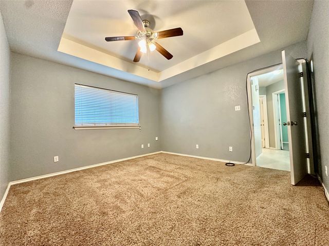 205 N Meadowview Drive, Waxahachie, TX 75165