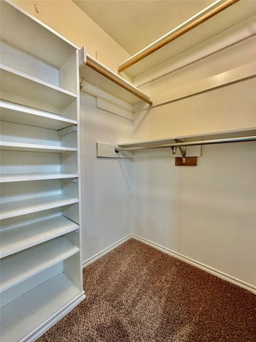 205 N Meadowview Drive, Waxahachie, TX 75165