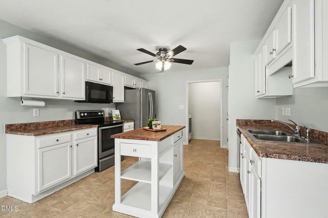 705 Colonial Hills Drive, Lillington, NC 27546