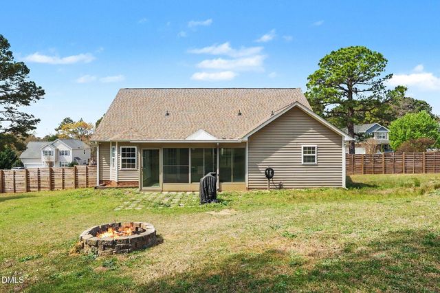 705 Colonial Hills Drive, Lillington, NC 27546