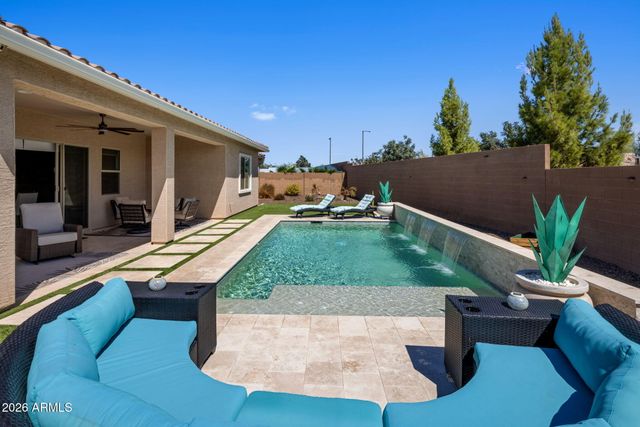 17270 W AUBREY Lane, Surprise, AZ 85378