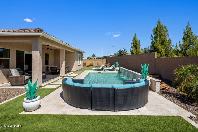 17270 W AUBREY Lane, Surprise, AZ 85378