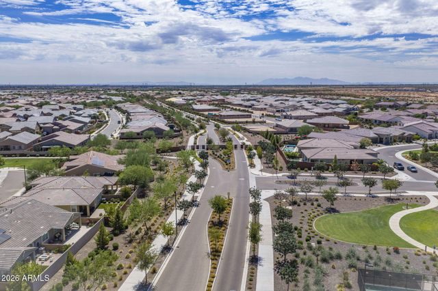 17270 W AUBREY Lane, Surprise, AZ 85378