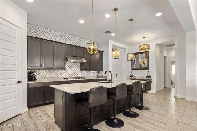 17270 W AUBREY Lane, Surprise, AZ 85378