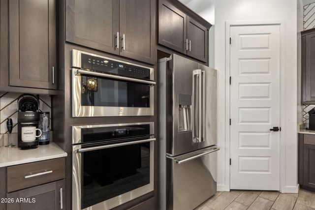 17270 W AUBREY Lane, Surprise, AZ 85378