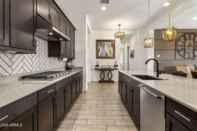 17270 W AUBREY Lane, Surprise, AZ 85378