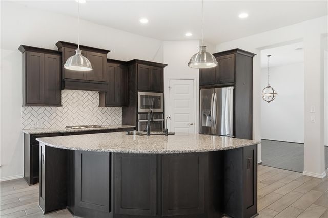 20427 Noble Arabian Drive, Tomball, TX 77377