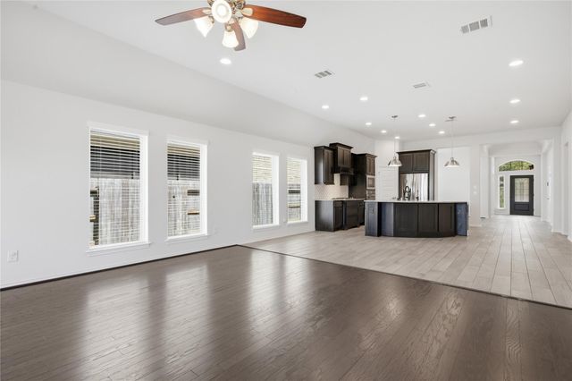 20427 Noble Arabian Drive, Tomball, TX 77377