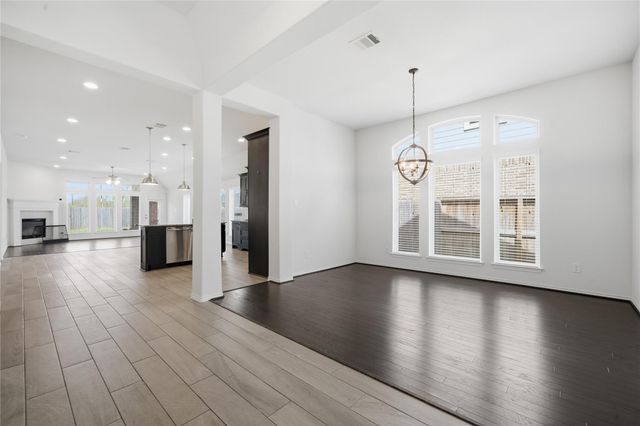 20427 Noble Arabian Drive, Tomball, TX 77377