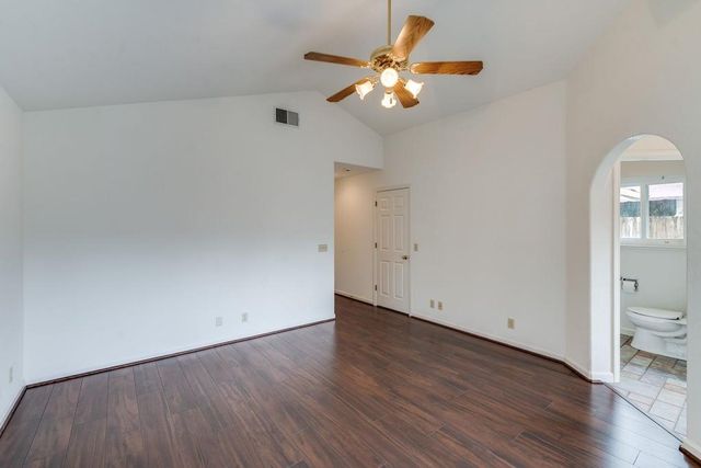 4520 Candle Ct, Elk Grove, CA 95758