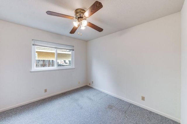 4520 Candle Ct, Elk Grove, CA 95758