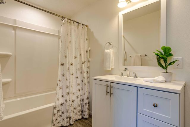 4000 Ivy Lawn Court NW, Albuquerque, NM 87107