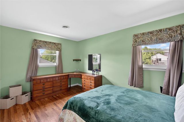 321 East Montgomery Street, Salisbury Twp, PA 18103