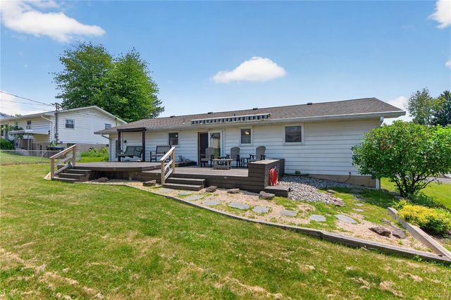 321 East Montgomery Street, Salisbury Twp, PA 18103