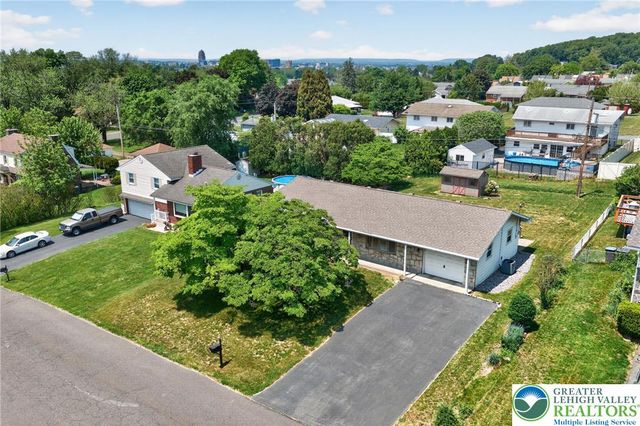 321 East Montgomery Street, Salisbury Twp, PA 18103