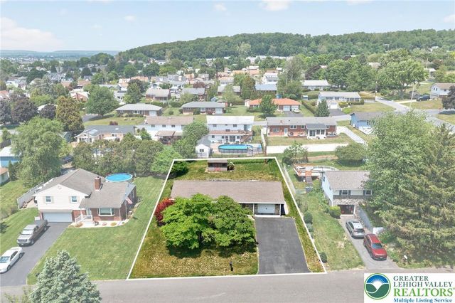 321 East Montgomery Street, Salisbury Twp, PA 18103