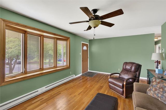 321 East Montgomery Street, Salisbury Twp, PA 18103