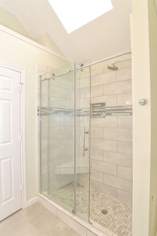 923 Kathryn Drive, Lewisville, TX 75067