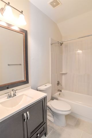 923 Kathryn Drive, Lewisville, TX 75067