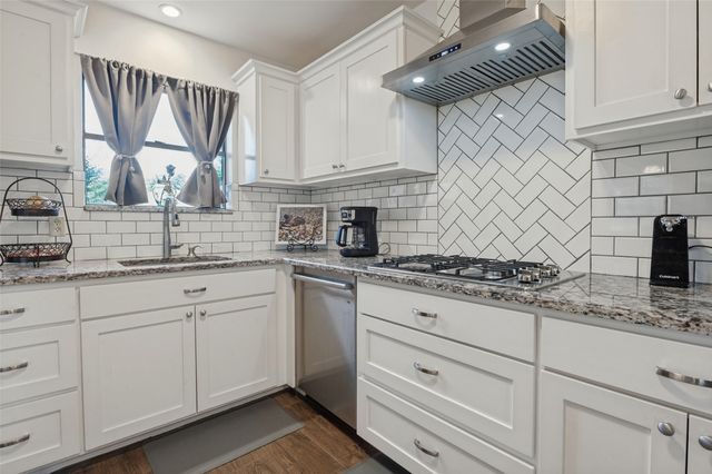 2617 Still Meadow Road, Irving, TX 75060