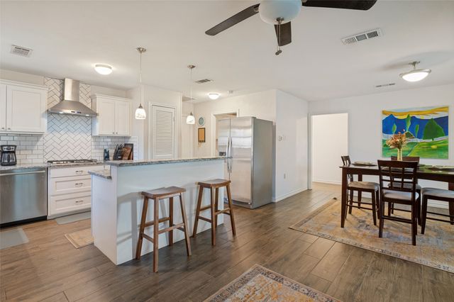 2617 Still Meadow Road, Irving, TX 75060