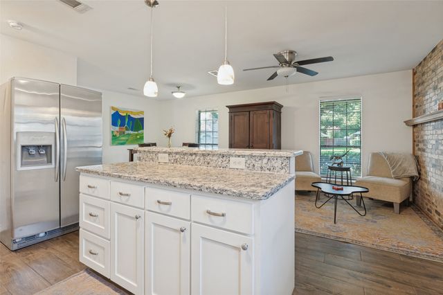 2617 Still Meadow Road, Irving, TX 75060