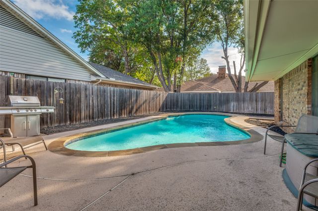 2617 Still Meadow Road, Irving, TX 75060