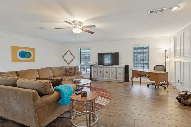 2617 Still Meadow Road, Irving, TX 75060