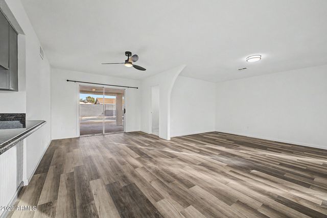 7809 W MONTEREY Way, Phoenix, AZ 85033