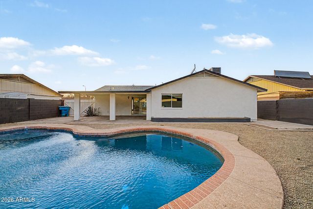 7809 W MONTEREY Way, Phoenix, AZ 85033