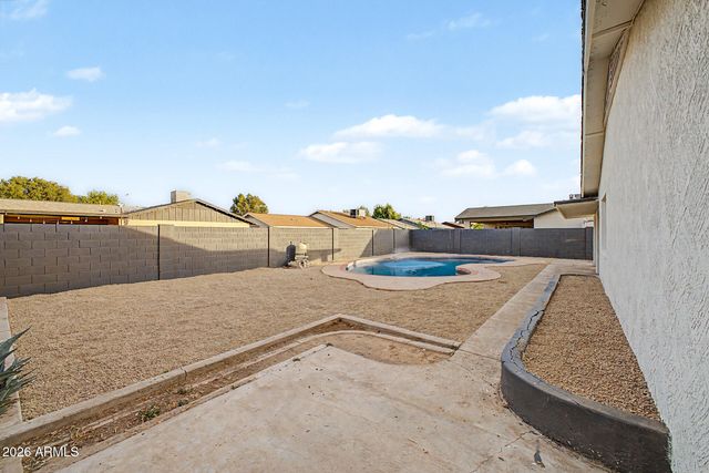 7809 W MONTEREY Way, Phoenix, AZ 85033
