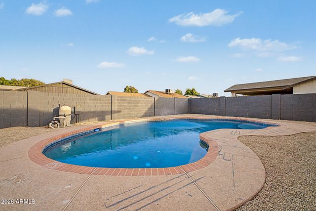 7809 W MONTEREY Way, Phoenix, AZ 85033