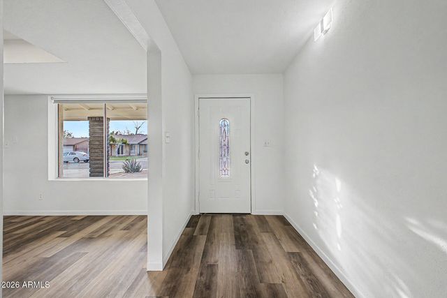 7809 W MONTEREY Way, Phoenix, AZ 85033