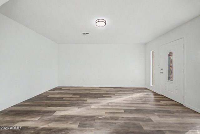 7809 W MONTEREY Way, Phoenix, AZ 85033