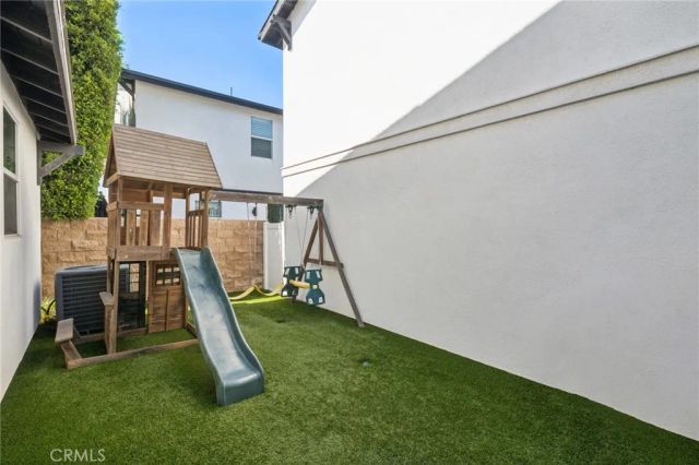 163 Flower Street B, Costa Mesa, CA 92627